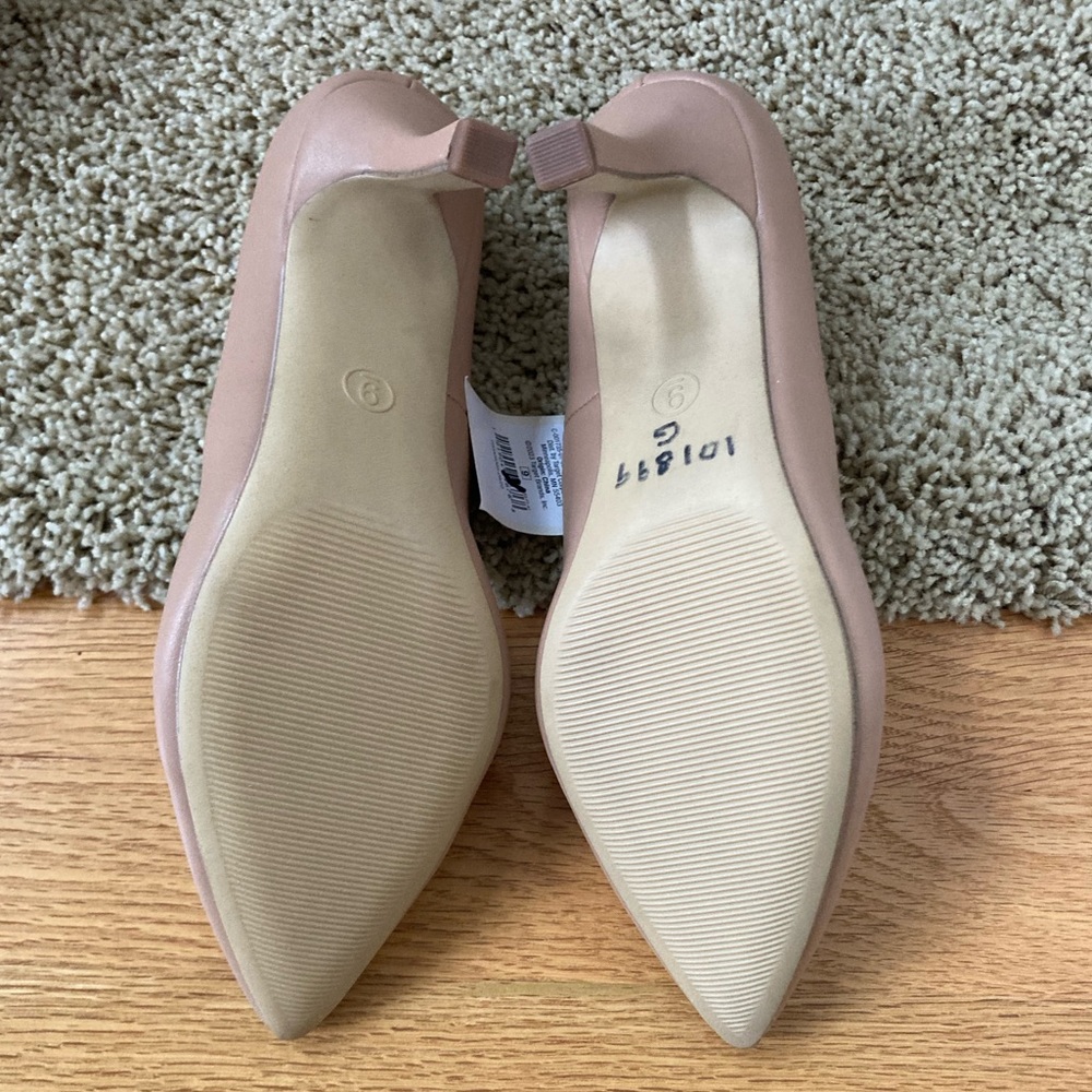 A New Day nude heels - Picture 6 of 7